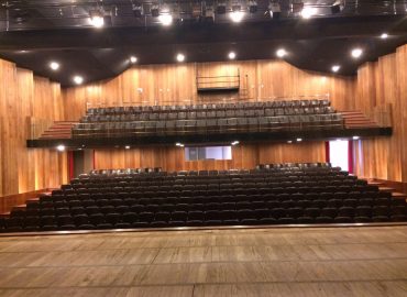 Teatro Afonso Cláudio ( em parceria com as arquitetas Alice Pedroni e Daniela Cuzzuol)